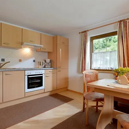Geisler Claudia Apartamento *
